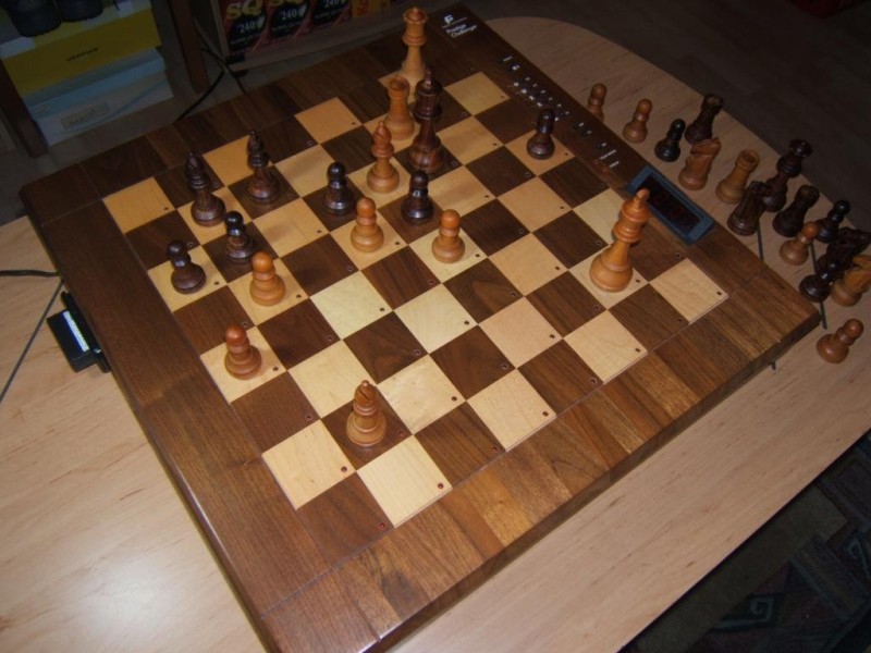 Fidelity Prestige 12.jpg